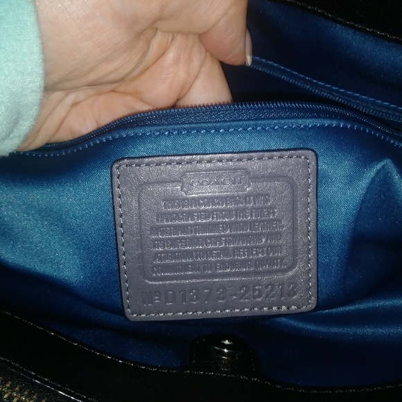 Coach purse - Picture 2 of 5